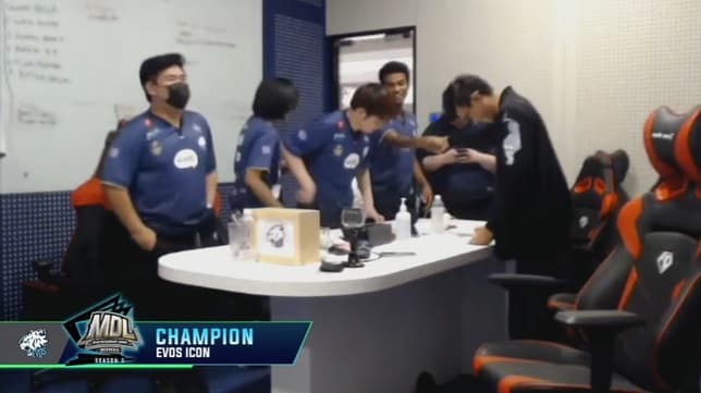 Kalahkan Alter Ego X Di Finals, EVOS Icon Tampil Sebagai Juara MDL ID Season 5