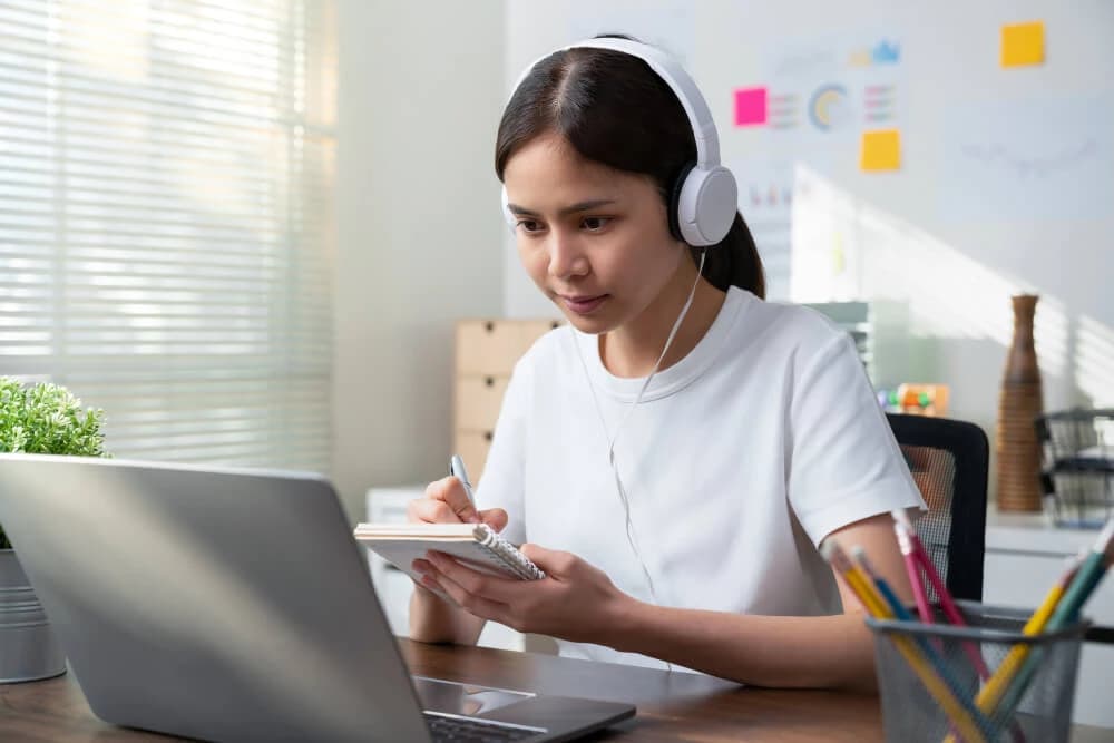 Bisnis Sampingan Mahasiswa yang Fleksibel, Coba Jadi Reseller Top Up Game!