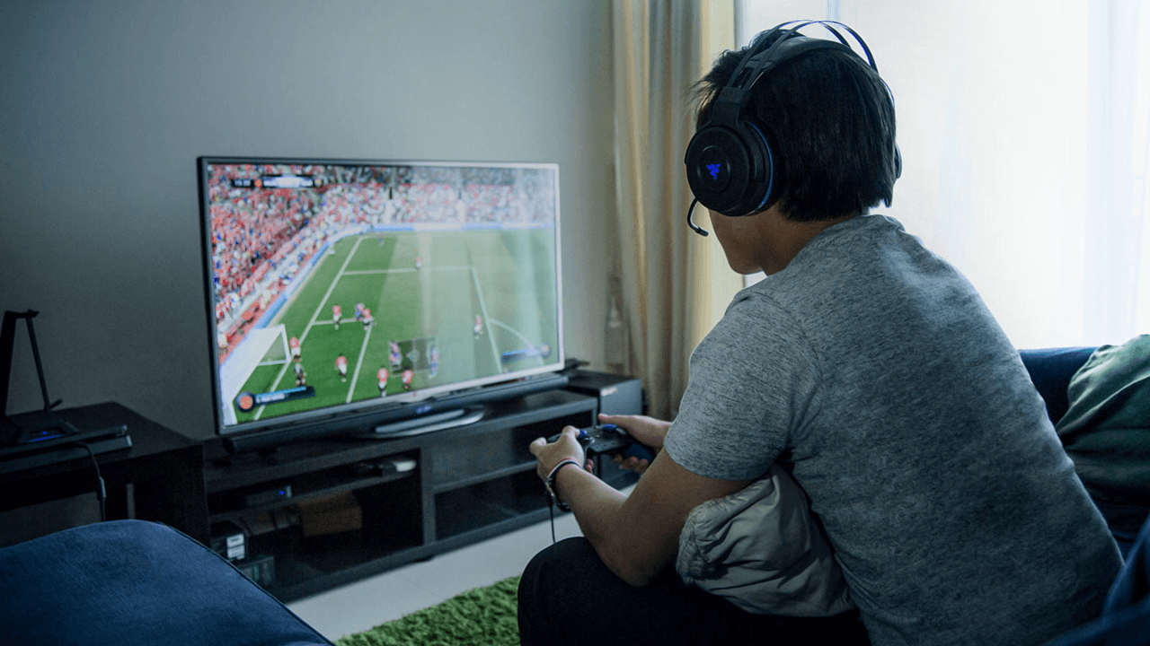 Awas Sakit Punggung! Ini Posisi Duduk yang Tepat Saat Bermain Game