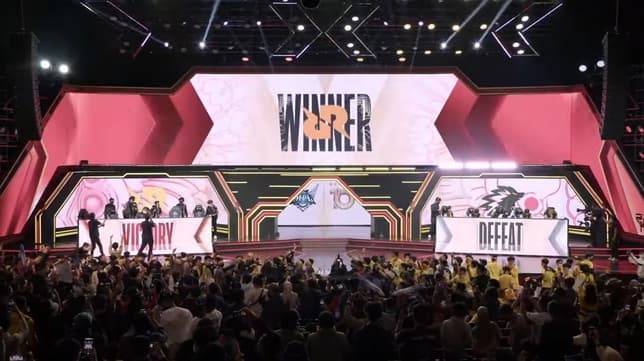 Menangi Partai Royal Derby Atas ONIC Esports, RRQ Hoshi Melangkah Ke Grand Final MPL ID Season 10