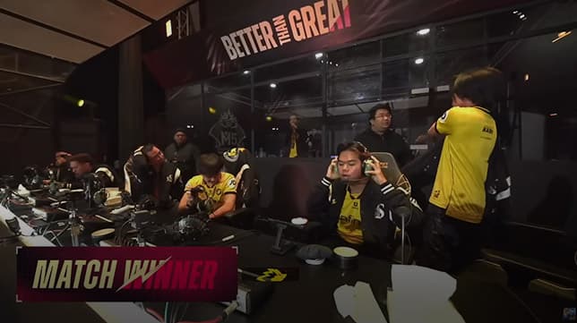 Kembali Raih Kemenangan Mutlak, ONIC Pimpin Klasemen di Grup A M5!